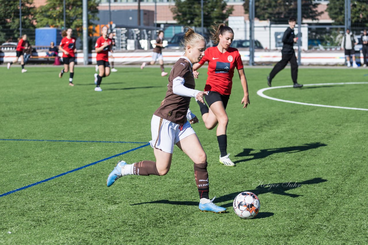 Bild 69 - wBJ FC St. Pauli - Eimsbuetteler TV : Ergebnis: 3:4